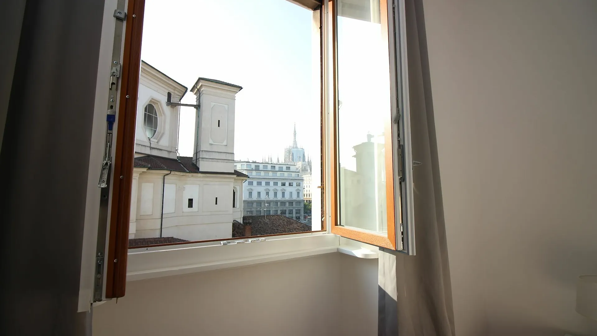 Apartament Ca Duomo Mediolan