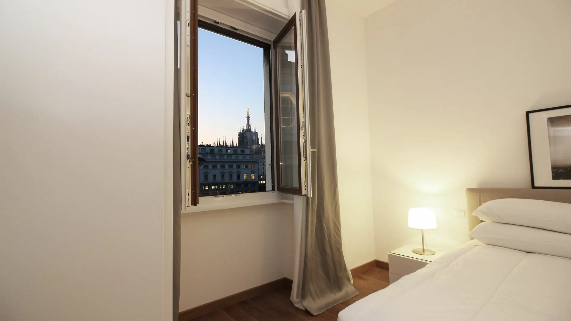 Apartament Ca Duomo Mediolan